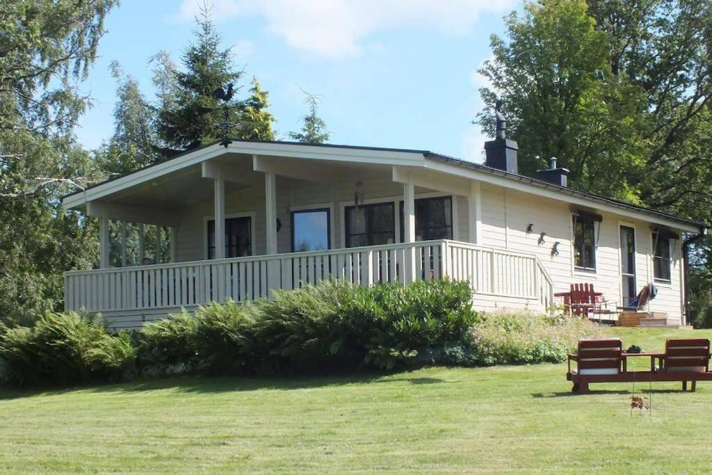 Ferienhaus Smultronsställe Hjo, Vättern Exterior foto